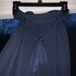 hollister navy blue flowy pants!